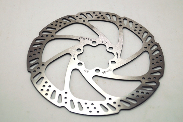 Ротор тормоза TEKTRO 160-24 IS6 с болтами крепления