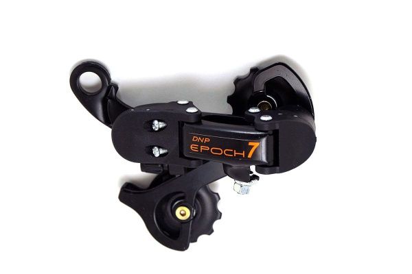 Переключатель задний DNP ZR-70,EPOCH,6-7передач,короткая лапка,индекс,11-30Т,на петух Переключатель задний DNP ZR-70,EPOCH,6-7передач,короткая лапка,индекс,11-30Т,на петух